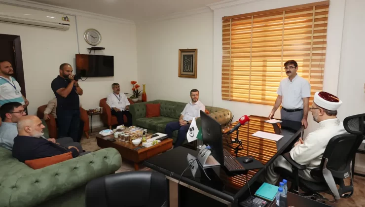 Diyanet İşleri Başkanı Erbaş, Medine’de Türk Hac İşleri Ofisi’ni ziyaret etti Açıklaması