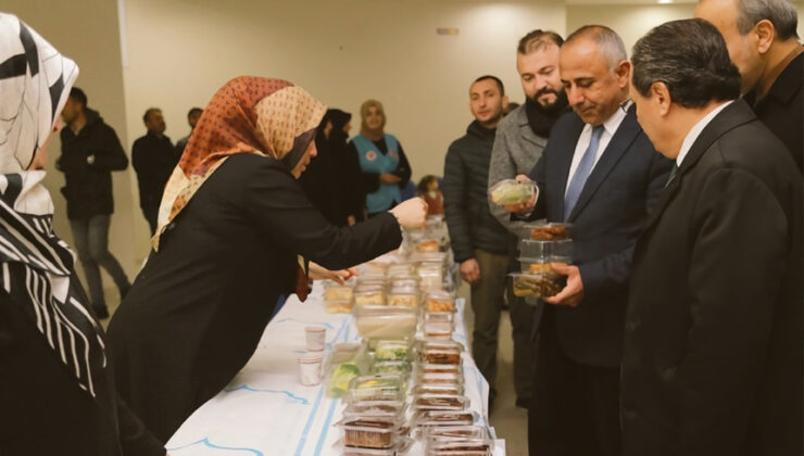 Arnavutköy’de ihtiyaç sahipleri için kermes düzenlendi