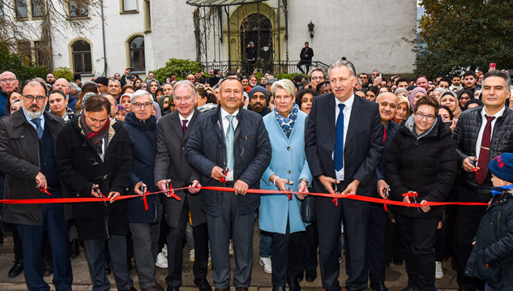 DİTİB Yeni Camii ve Kültür Merkezi dualarla açıldı