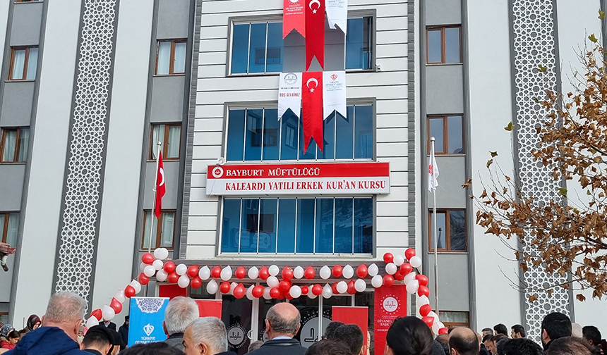 Bayburt-Kaleardı-Yatılı-Erkek-Kur’an-Kursu-açıldı02