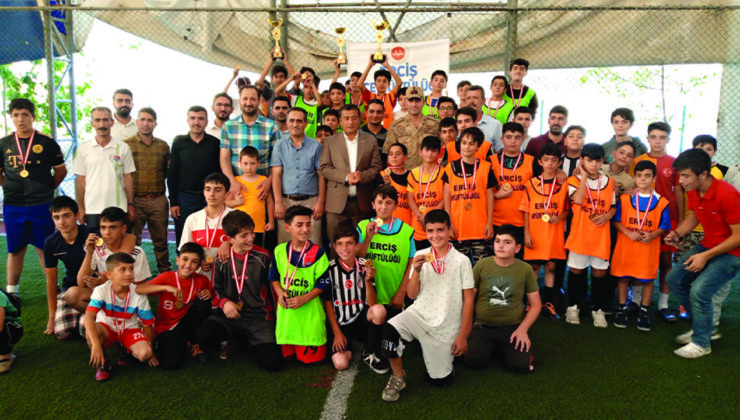 Erciş’te “Kur’an Kursları Arası Futbol Turnuvası” düzenlendi