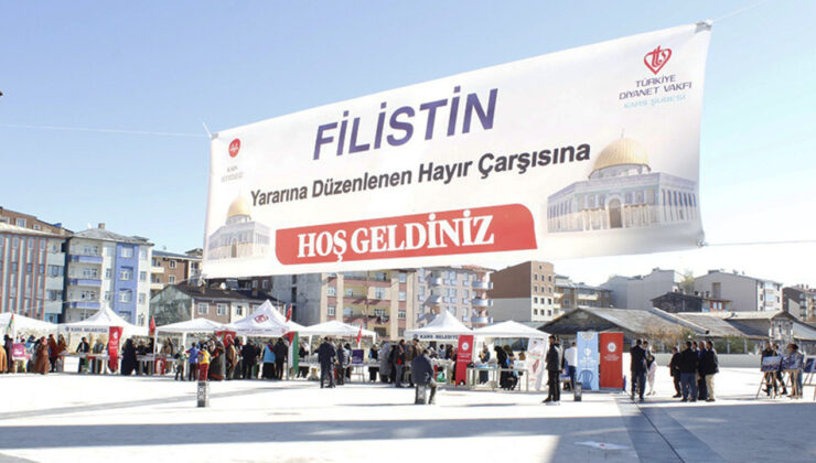 Karslılar hayırda yarıştı