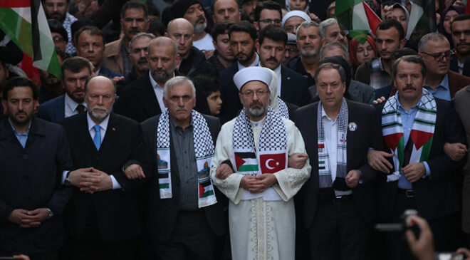 Diyanet İşleri Başkanı Erbaş, Filistin’e özgürlük için yürüdü