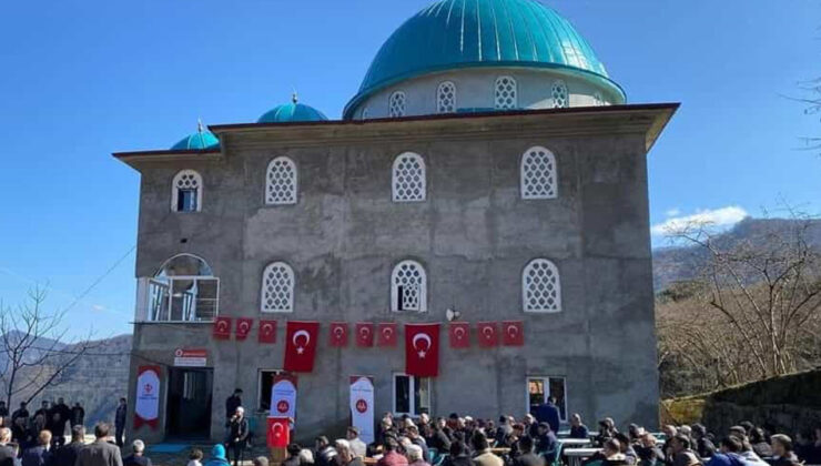 Espiye Soğukpınar Yağcı Camii dualarla açıldı