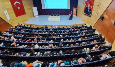Gümüşhane’de aile konferansı düzenlendi