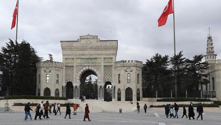 İstanbul Üniversitesi kapılarını açtı