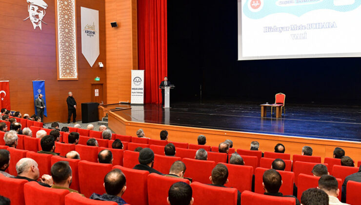 Kırşehir’de zekat bilincinin artırılmasına yönelik konferans düzenlendi