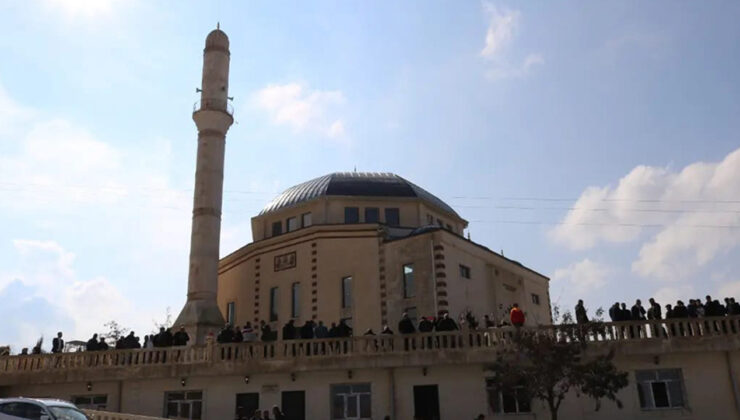 Mardin Hacı Mehmet Münir ve Müzeyyen Dede Camii dualarla açıldı