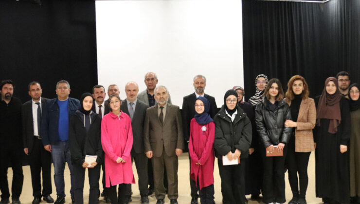 Çanakkale Ruhu fotoğraf, resim ve şiirle yaşatıldı