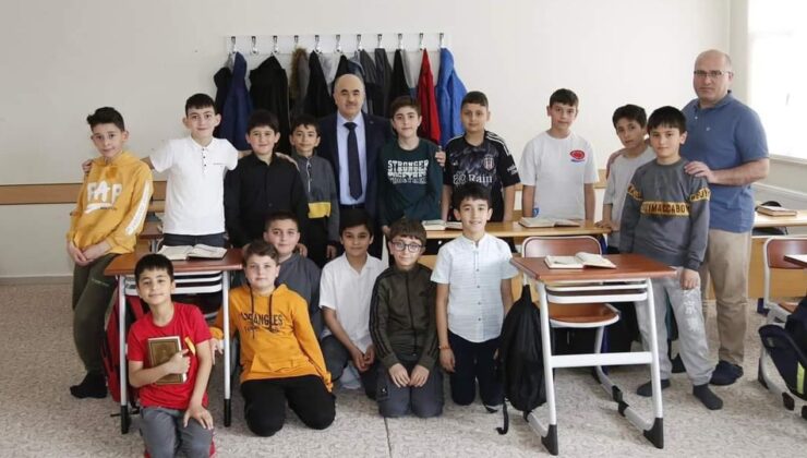 Vali Dağlı’dan Kur’an kurslarına ziyaret