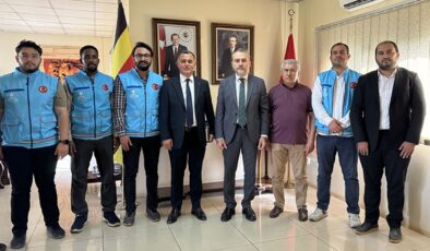 Türkiye Diyanet Vakfı heyeti Kampala Büyükelçiliğini ziyaret etti