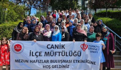 Canik’te mezun hafızlar buluştu