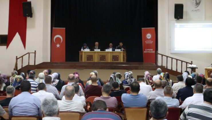 Çankırı’da “Bir Yetime Aile Olmak” konulu panel