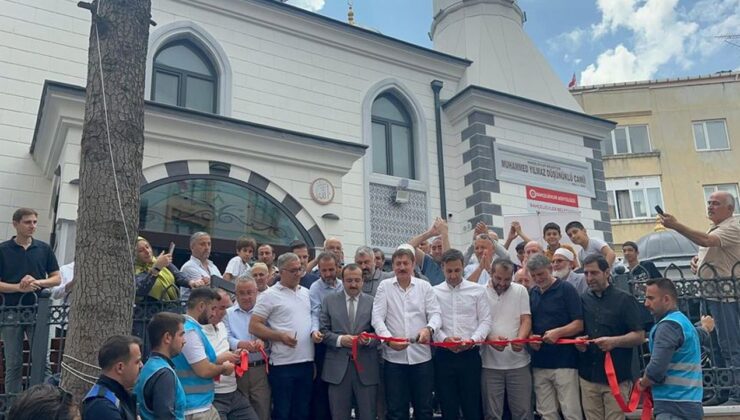 Muhammed Yılmaz Düşünüklü Camii ibadete açıldı