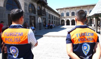 Tarihi Ulu Camii’nde turizm polisi göreve başladı