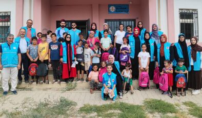 Adıyamanlı öğrencilere kırtasiye desteği