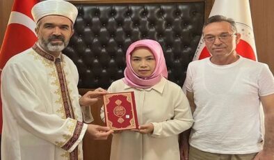 Taylandlı Chomchuen Müslüman oldu