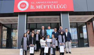 Amasya’da imam hatipli gençlerden anlamlı bağış