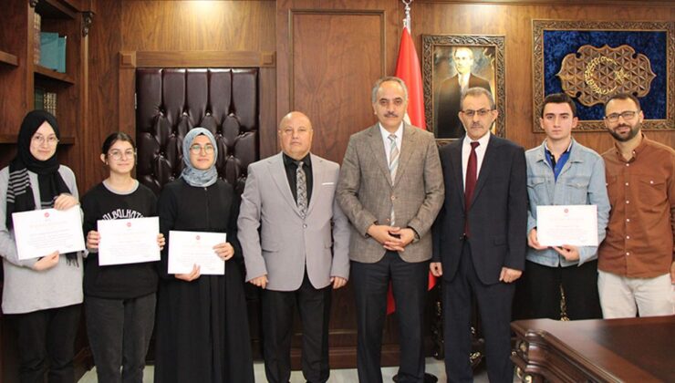 Amasya’da ödüller sahiplerini buldu