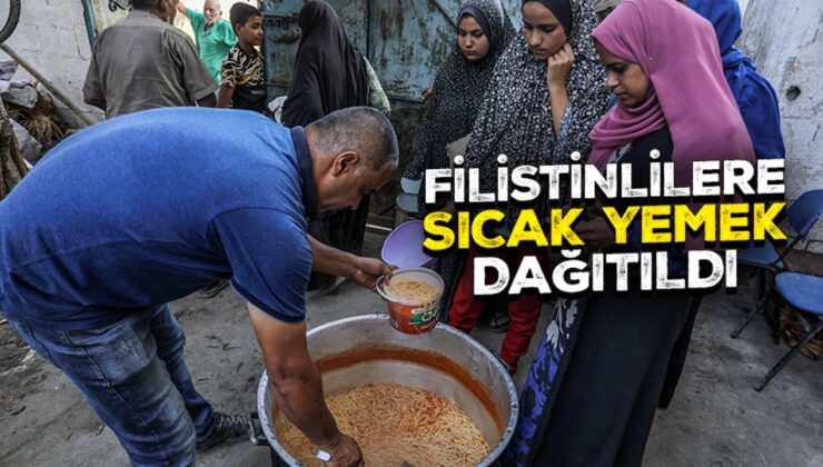 Filistinlilere sıcak yemek dağıtıldı