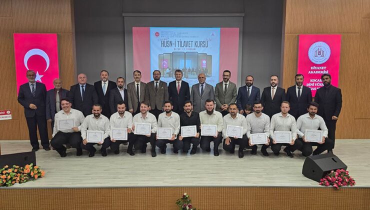 Kocaeli’de 2. Dönem Hüsn-i Tilavet Kursu mezunlarını verdi