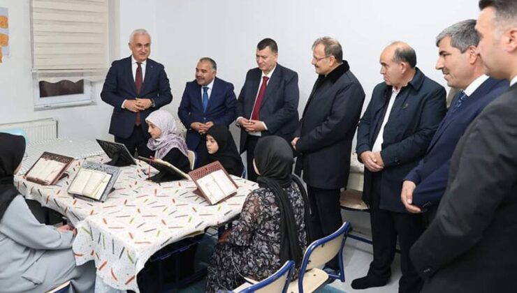 Vali Çakır’dan Varto Kur’an Kursuna ziyaret