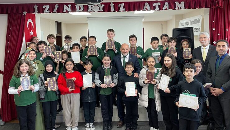 Giresun’da öğrencilere Kur’an hediyeleri ulaştırıldı