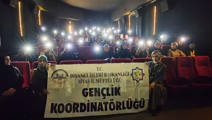 Sivas’ta gençler “Hep Otuz Üç Yaşında” filminde buluştu