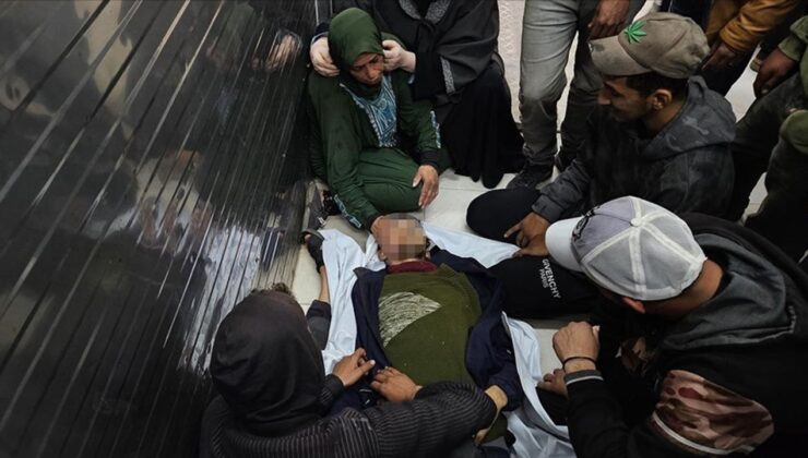 İşgalcilerin Gazze Şeridi’nin çeşitli bölgelerine saldırılarında 12 Filistinli şehit oldu