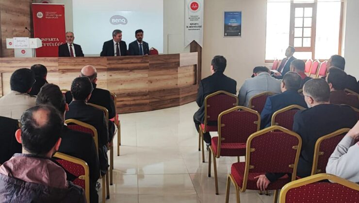 Isparta’da gençlik hizmetleri değerlendirildi