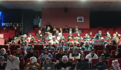 Karaman’da “Hep Otuz Üç Yaşında” filminin özel gösterimi yapıldı