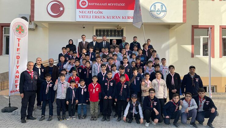 Malatya’da “Gençliğe Değer Kampı” başladı