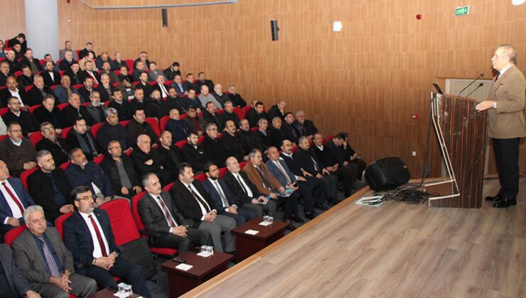 Amasya’da dijital dünyada dini değerlerin önemi konuşuldu