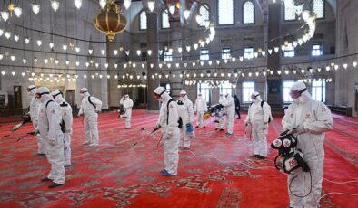 İstanbul’un tarihi camileri ramazana hazırlanıyor