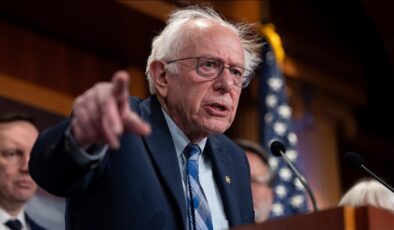 ABD’li Senatör Sanders, Türk doktora öğrencisi Rümeysa Öztürk’ün gözaltına alınmasına tepki gösterdi