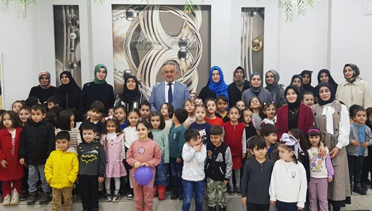 Bayburt’ta minik öğrenciler iftar sofrasında buluştu