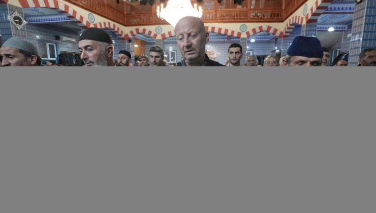 Erzurum’un asırlık ramazan geleneği “İşfe’lena duası” camilerde yankılanıyor