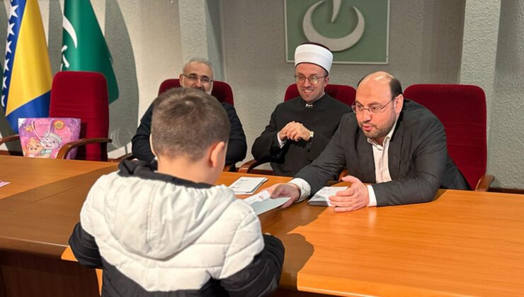 İstanbul İl Müftülüğünden yetim Boşnak çocuklara burs
