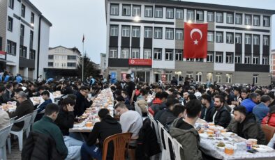 Ordu’da yaklaşık 1500 üniversite öğrencisi iftarda buluştu