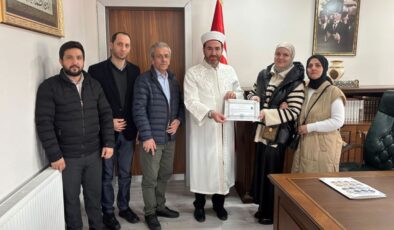 Ukrayna vatandaşı Angelina İslam’ı seçti