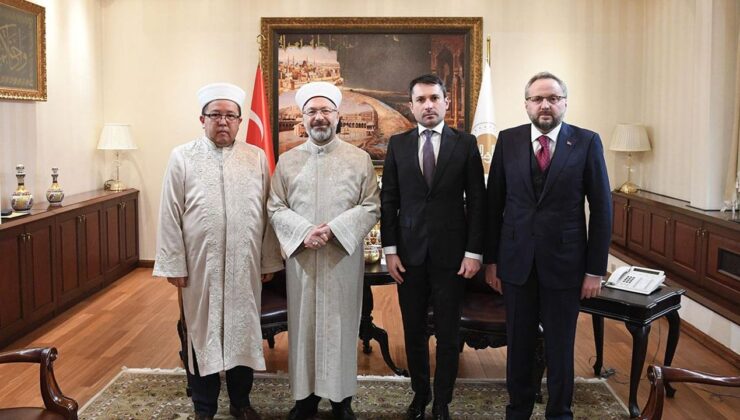 Diyanet İşleri Başkanı Erbaş, Romanya Din İşleri Devlet Sekreteri Olinici’yi kabul etti