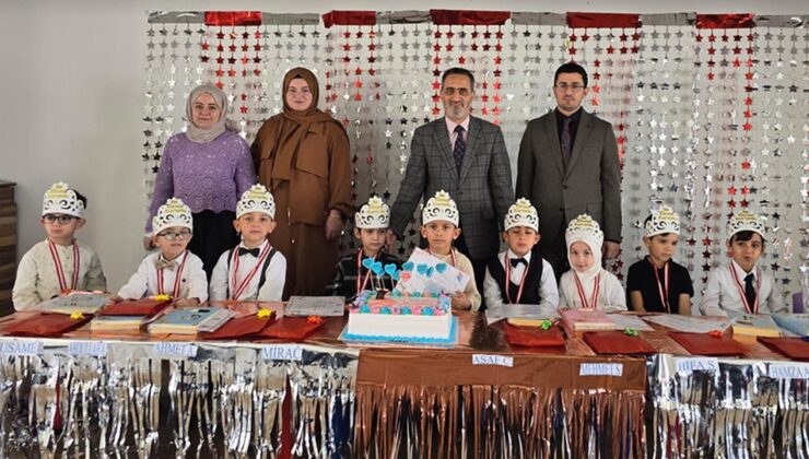 Erciş’te minikler Kur’an’a geçiş sevincini yaşadı