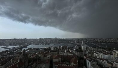 Meteorolojiden yurdun kuzeybatı kesimleri için rüzgar ve fırtına uyarısı