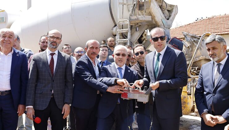 Tavas’ta 4-6 Yaş Kur’an Kursu’nun temeli dualarla atıldı