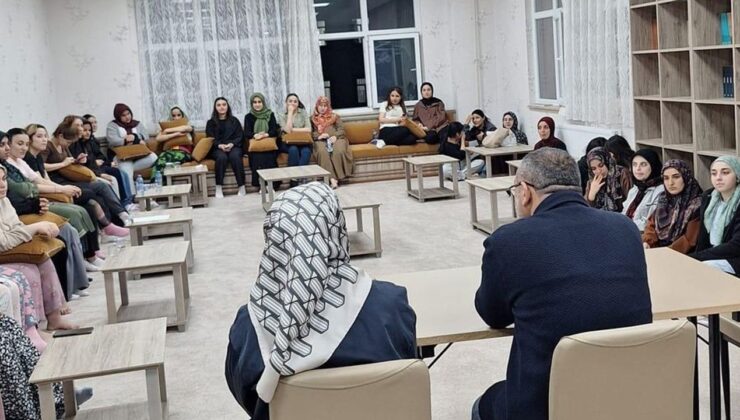 Avcılar’da gençlerle hasbihal programı düzenlendi