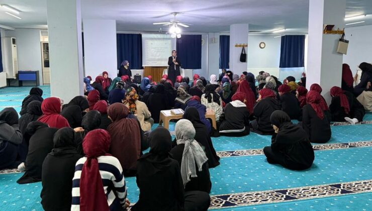 Bahçelievler’de “Aile İçi Sağlıklı İletişim” semineri