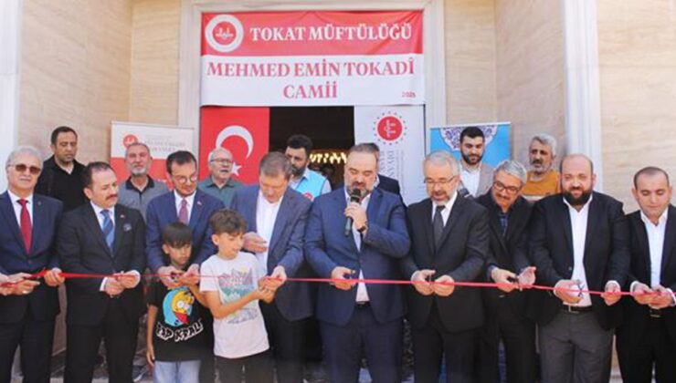 Mehmet Emin Tokadi Camii dualarla açıldı