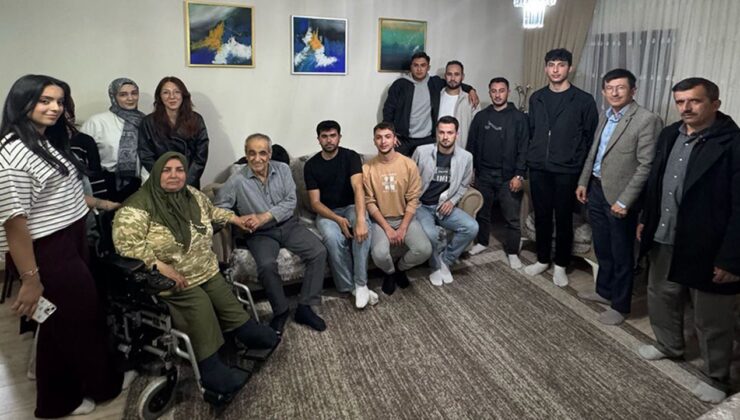 Mudurnu’da gençlerden anlamlı ziyaret