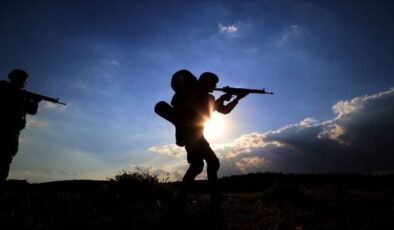 Pençe Operasyonu bölgesinde yaralanan asker tedavi gördüğü hastanede şehit oldu