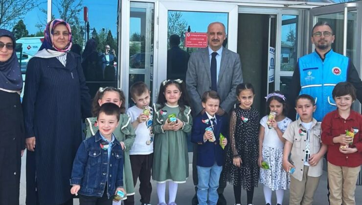 Tepebaşı’nda minikler Gazze’ye destek oldu